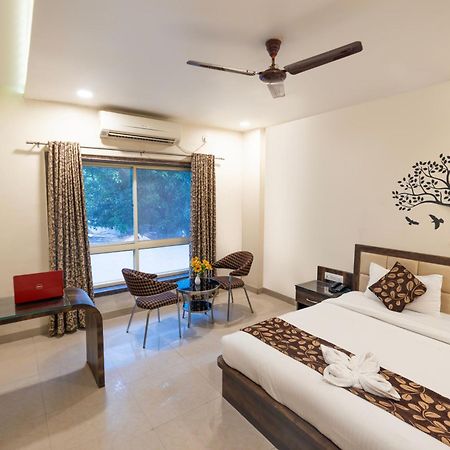 Sheetal International Hotel Raipur  Exterior photo