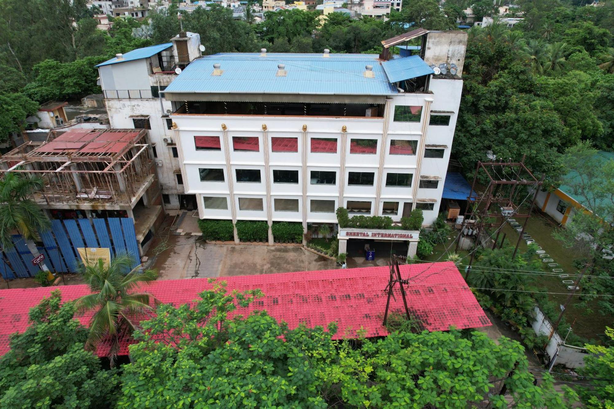 Sheetal International Hotel Raipur  Exterior photo