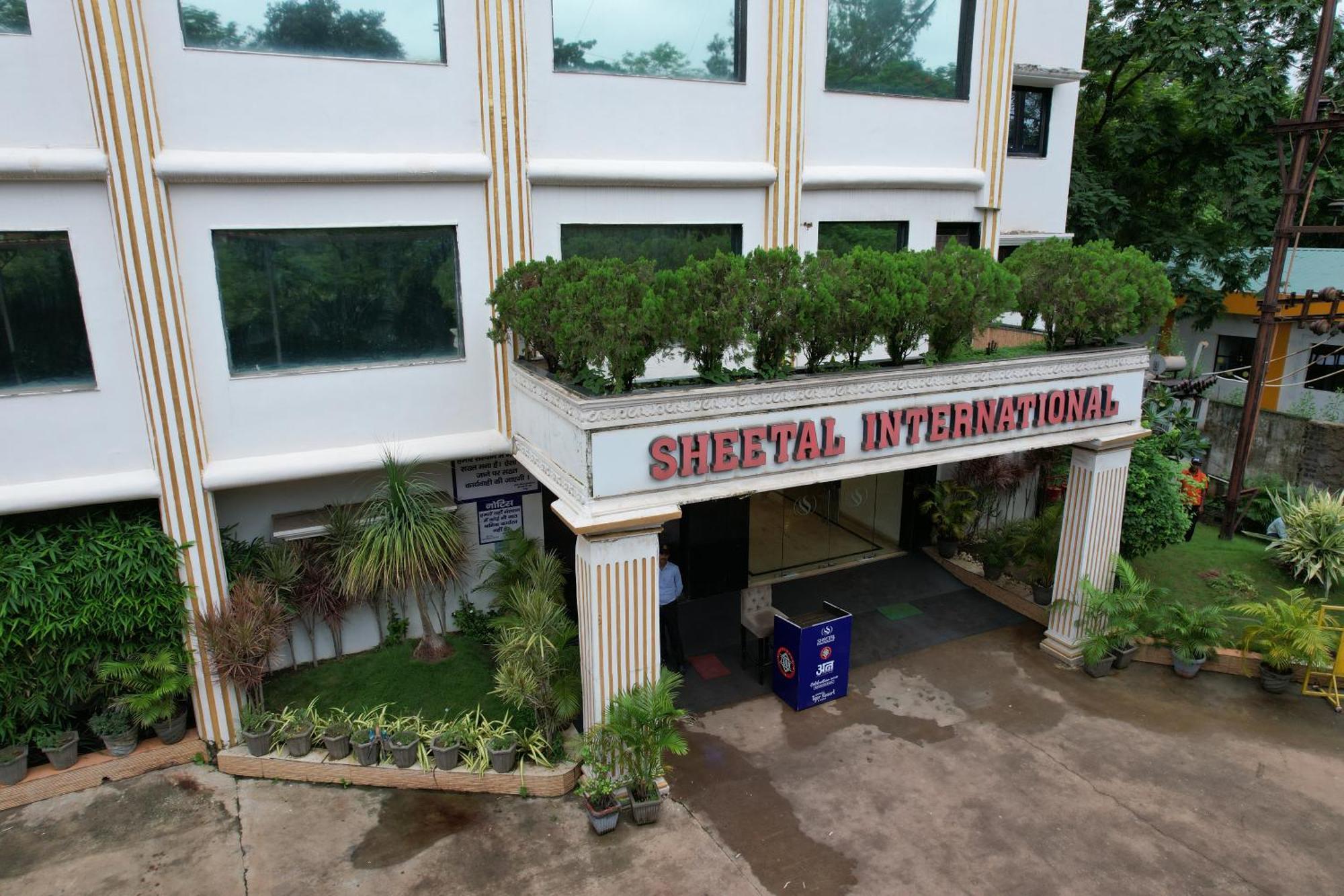 Sheetal International Hotel Raipur  Exterior photo